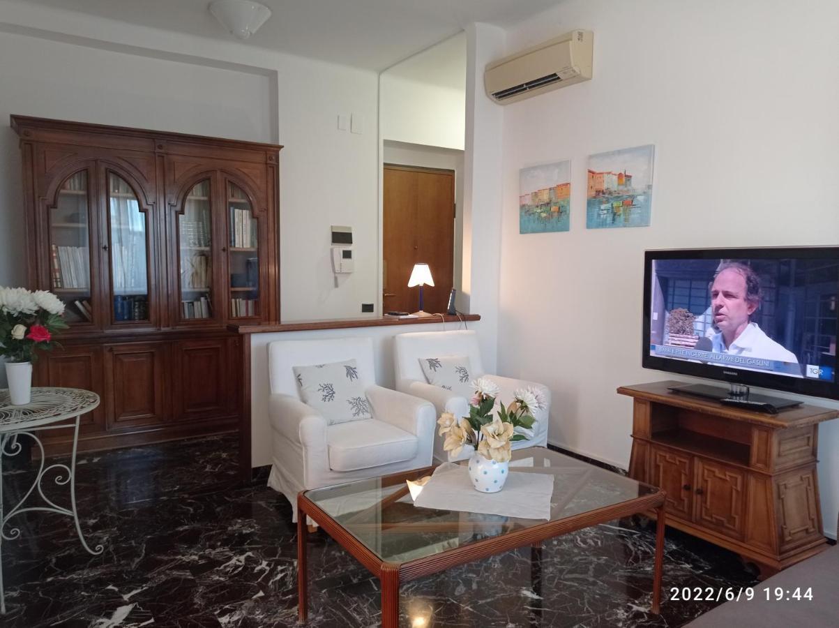 Down Town Emily Apartment La Spezia Exterior photo